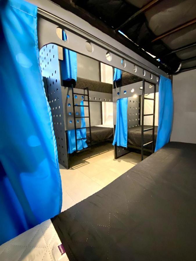 Roomies Hostel Centro Medico メキシコシティ エクステリア 写真