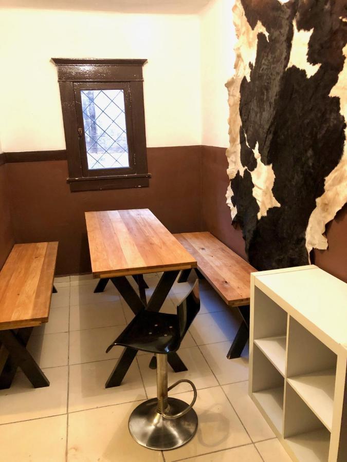 Roomies Hostel Centro Medico メキシコシティ エクステリア 写真