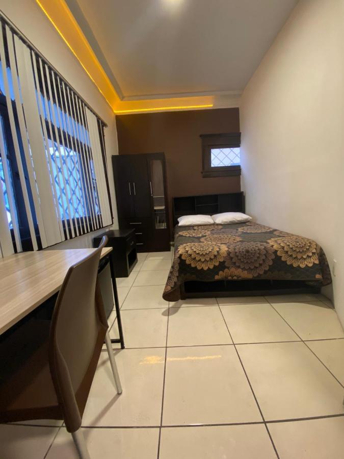 Roomies Hostel Centro Medico メキシコシティ エクステリア 写真