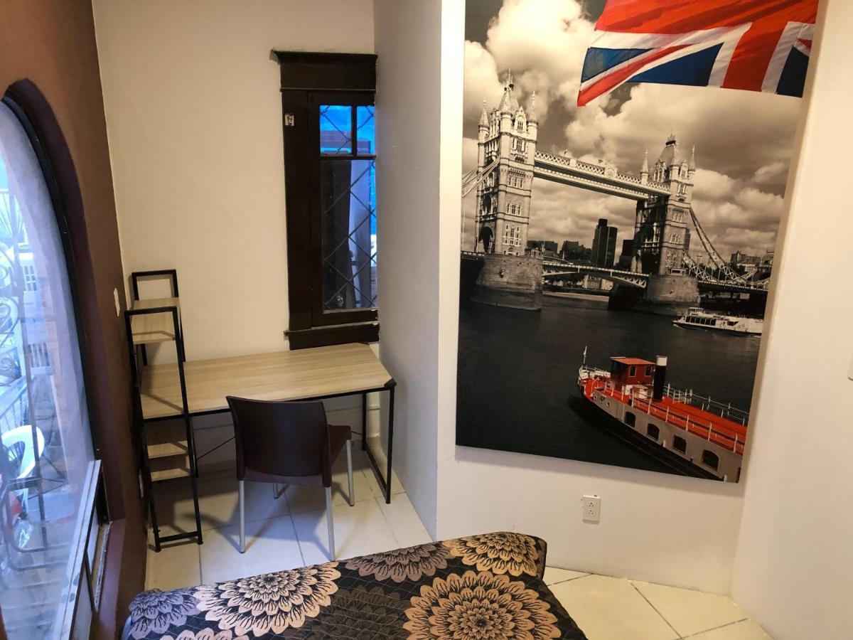 Roomies Hostel Centro Medico メキシコシティ エクステリア 写真