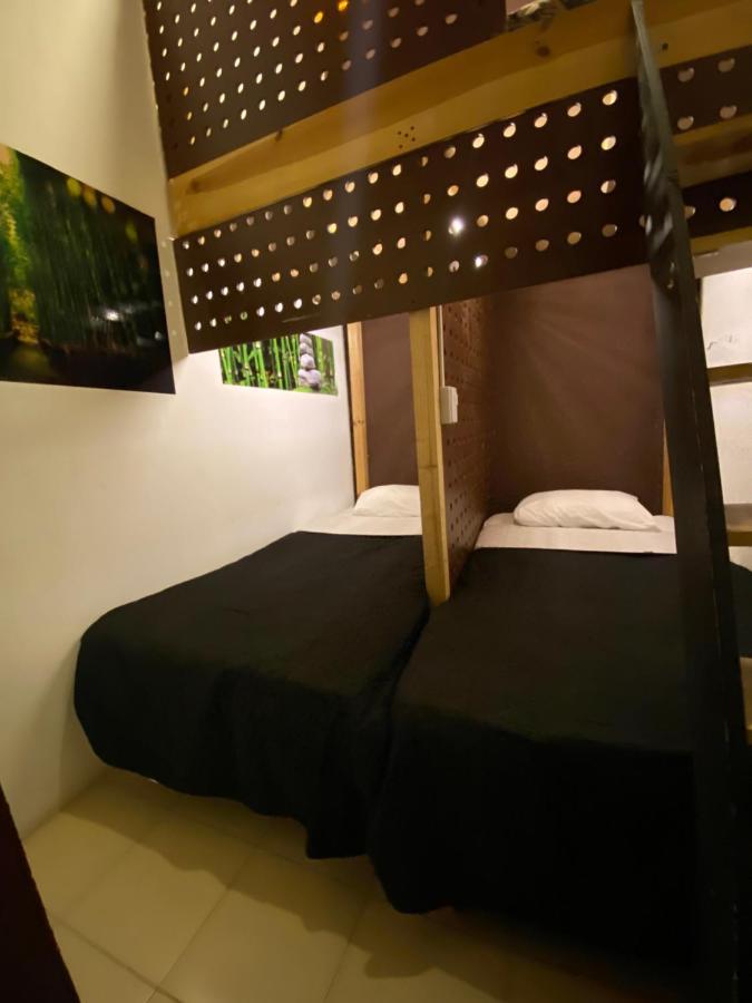 Roomies Hostel Centro Medico メキシコシティ エクステリア 写真