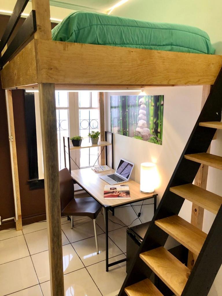 Roomies Hostel Centro Medico メキシコシティ エクステリア 写真