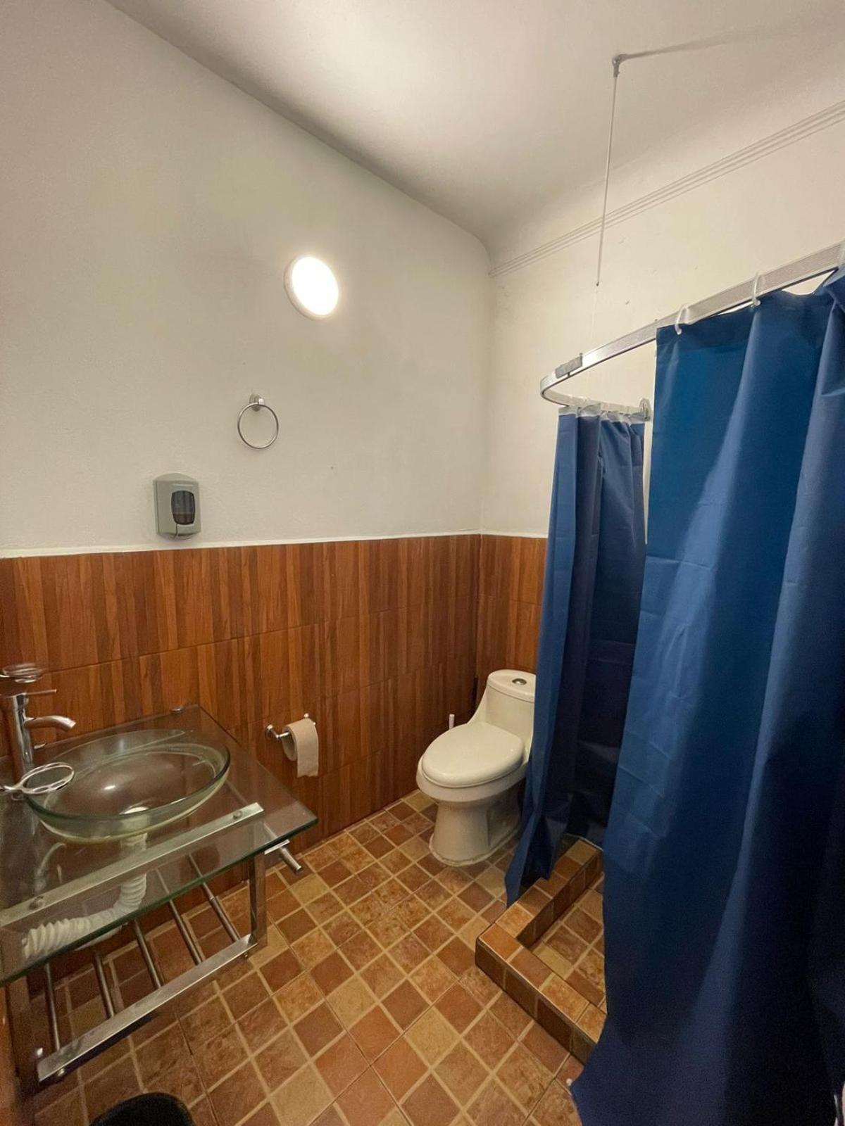 Roomies Hostel Centro Medico メキシコシティ エクステリア 写真