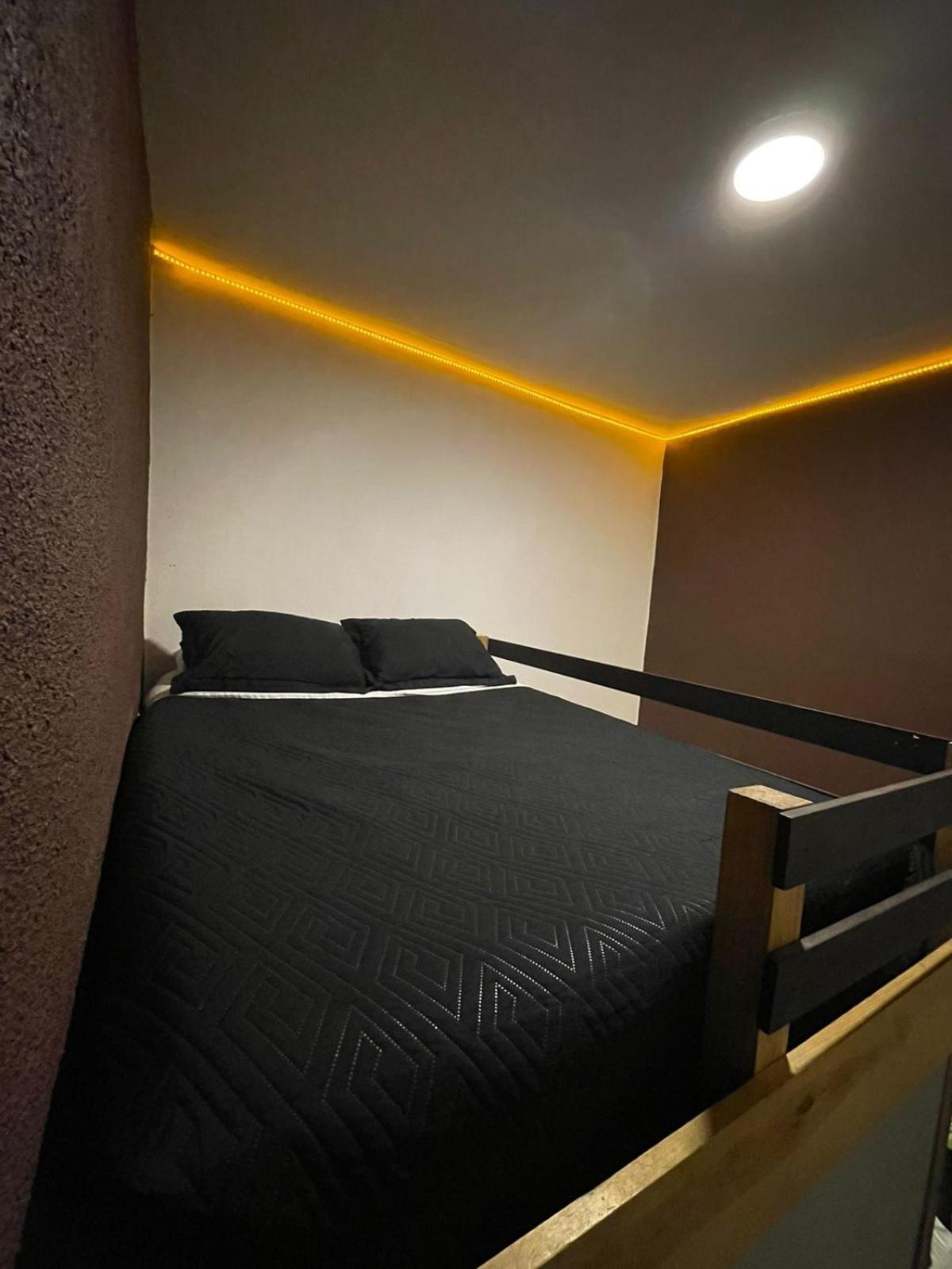 Roomies Hostel Centro Medico メキシコシティ エクステリア 写真